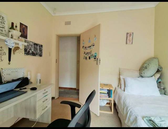 3 BEDROOM FREESTANDING FOR SALE IN SUIDEROORD